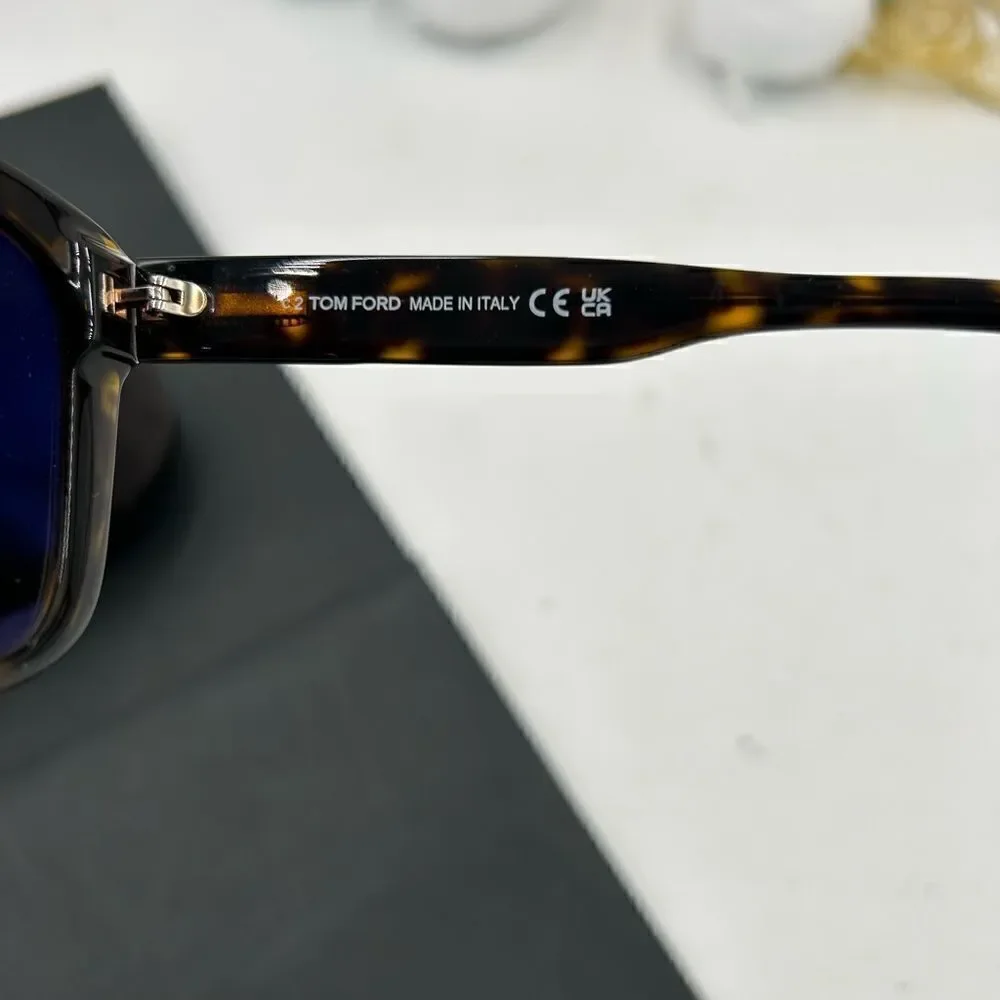 Men’s Tom Ford sunglasses made in Italy